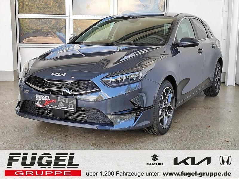 Neu Kia Ceed Style 140 PS (102 kW) 2025 Dark penta metal Kleinwagen