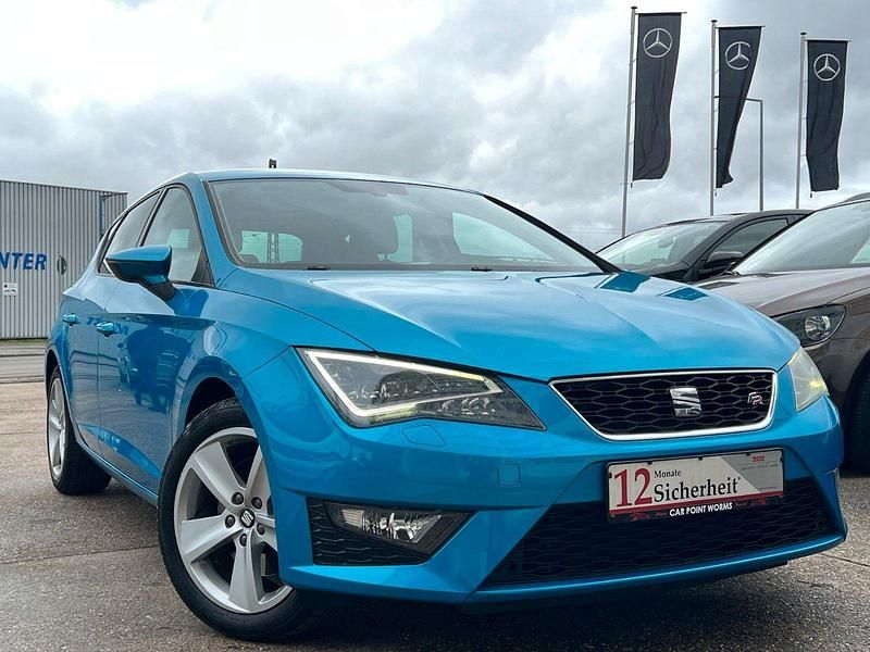 Gebraucht Seat Leon FR-Line 179 PS (131 kW) 2015 Blau Limousine