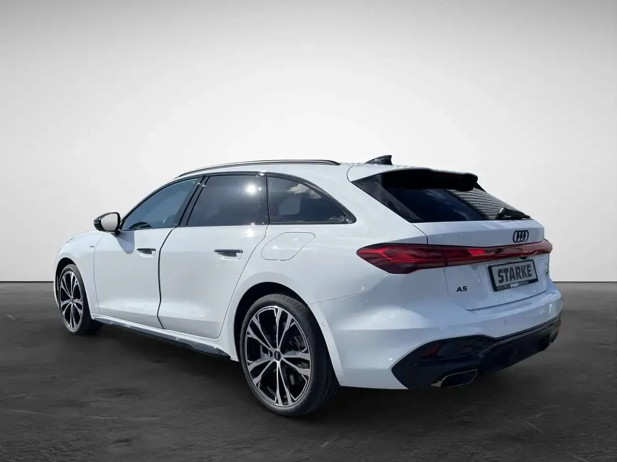 Neu Audi A5 S-Line 367 PS (269 kW) 2026 Grau (arkonaweiß) Kombi