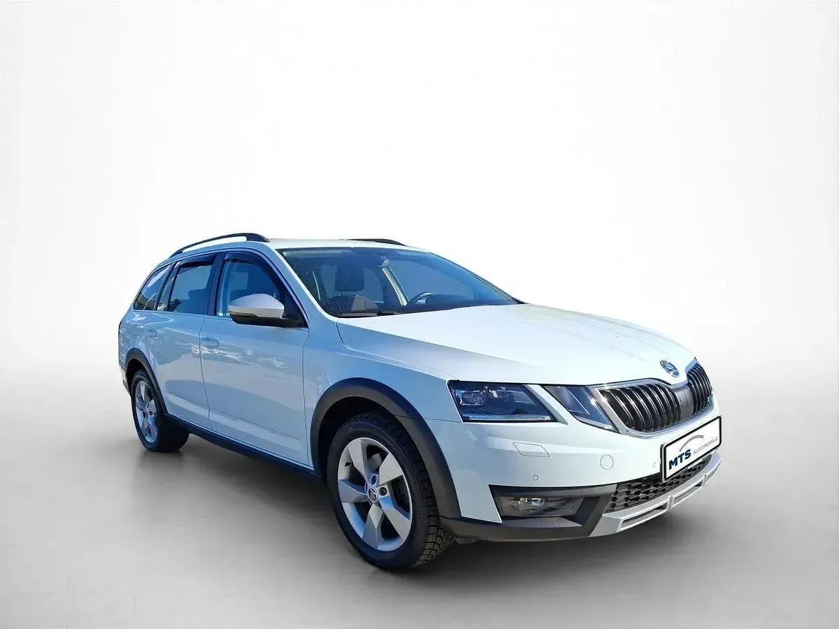 Gebraucht Skoda Octavia 179 PS (131 kW) 2018 Weiß Kombi