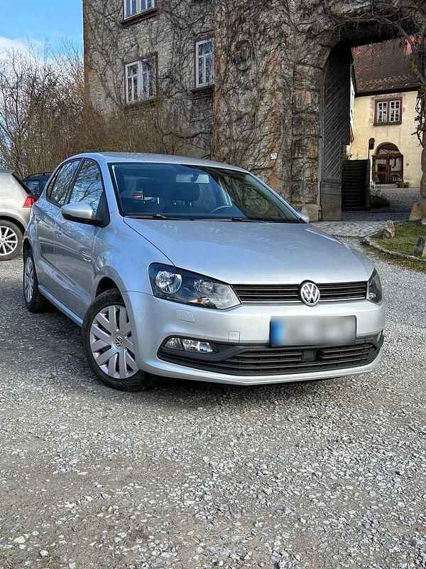Gebraucht VW Polo 90 PS (66 kW) 2014 Silber Kleinwagen