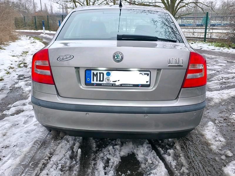 Gebraucht Skoda Octavia 105 PS (77 kW) 2007 Gelb Limousine