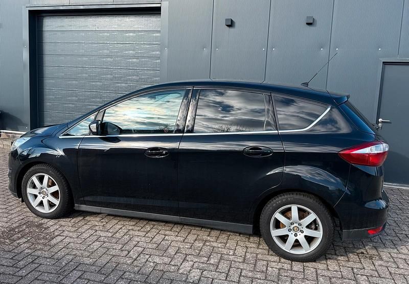 Gebraucht Ford C-MAX 95 PS (69 kW) 2012 Schwarz Van / Kleinbus