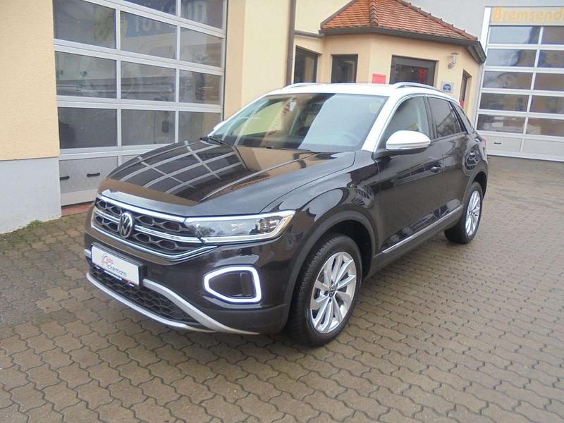 Gebraucht VW T-Roc Style 150 PS (110 kW) 2024 Grau SUV