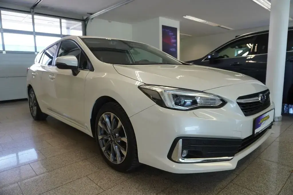 Gebraucht Subaru Impreza Exclusive+ 114 PS (83 kW) 2022 Weiß Limousine