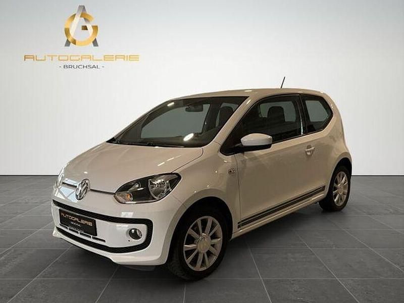 Weiß Gebraucht 2015 VW up! CLUB Kleinwagen | 6.999 € (Fairer Preis) - Bild 1/4