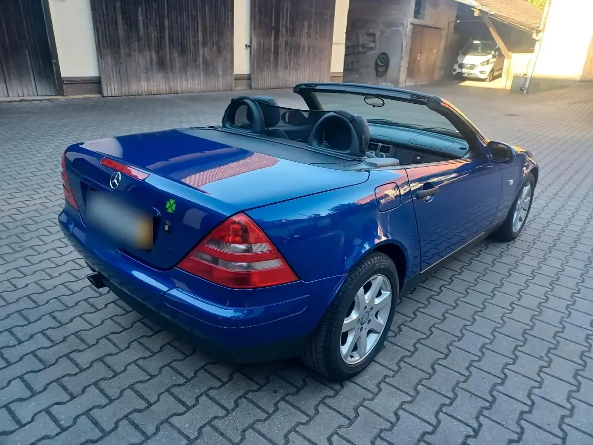 Gebraucht Mercedes SLK200 136 PS (100 kW) 2000 Blau Cabrio