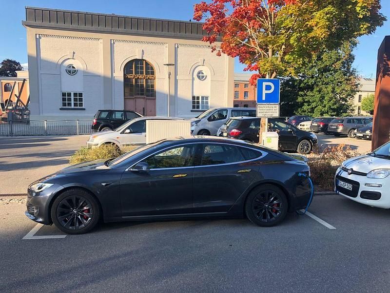 Gebraucht Tesla Model S Performance 566 kW (770 PS) 2019 Grau Kleinwagen