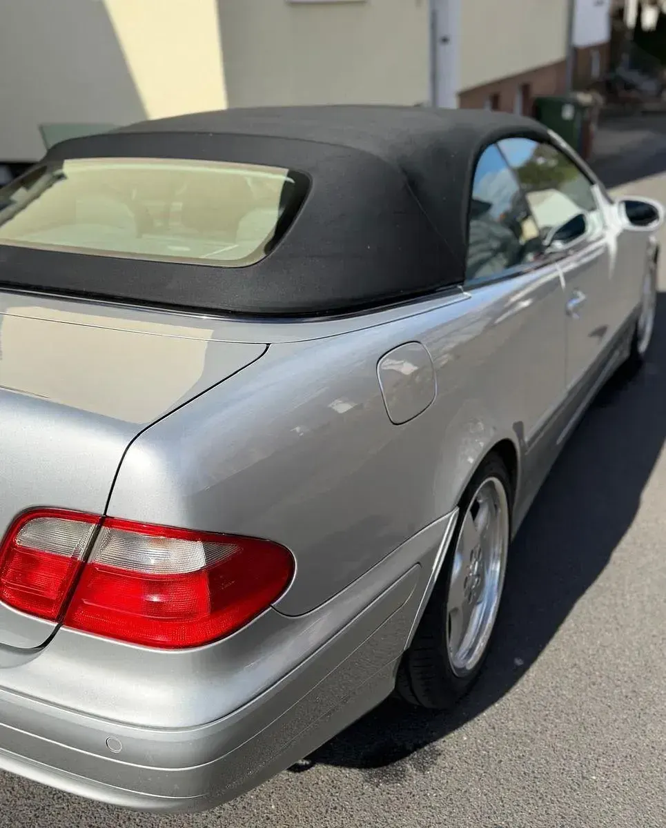 Gebraucht Mercedes CLK320 Elegance 218 PS (160 kW) 1999 Silber Cabrio