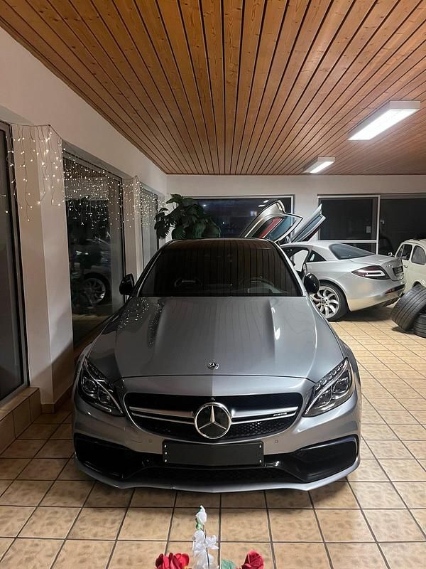 Grau Gebraucht 2016 Mercedes C63S AMG Edition 1 Limousine | 36.000 € (Superpreis) - Bild 1/4