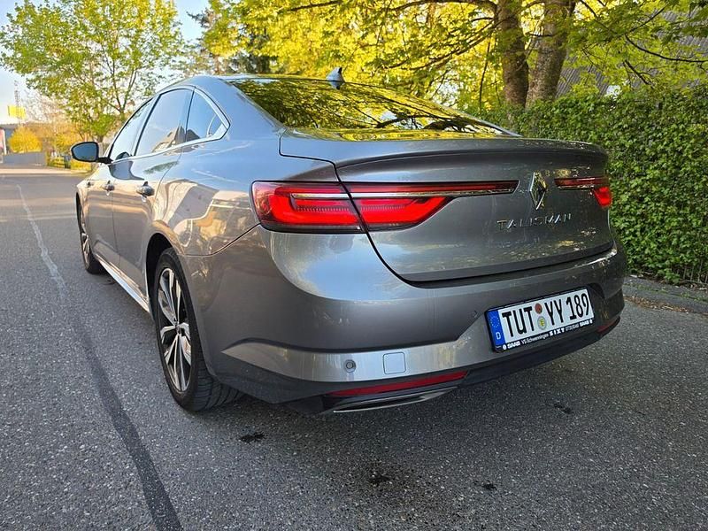 Gebraucht Renault Talisman Intens 160 PS (117 kW) 2022 Grau Limousine