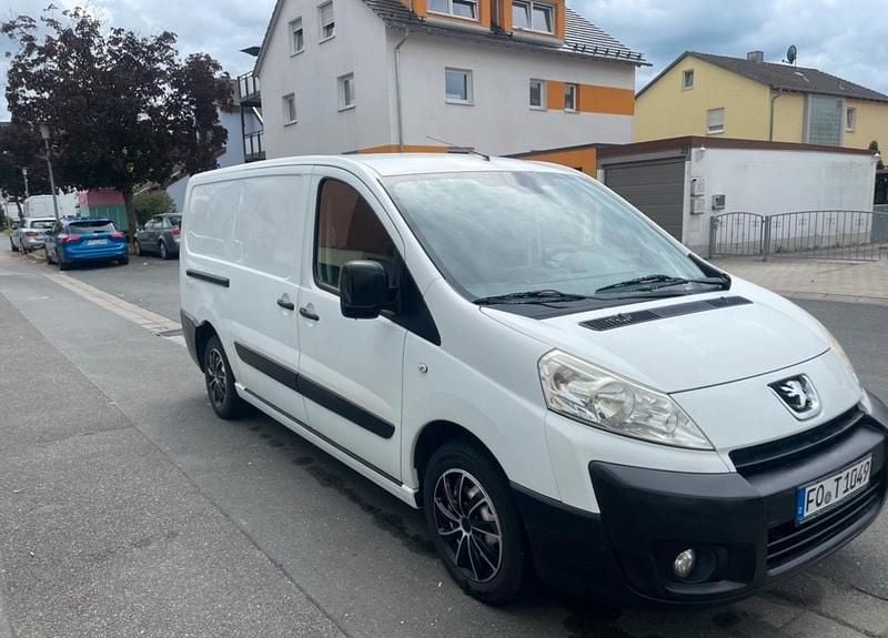 Gebraucht Peugeot Expert 120 PS (88 kW) 2011 Weiß Van