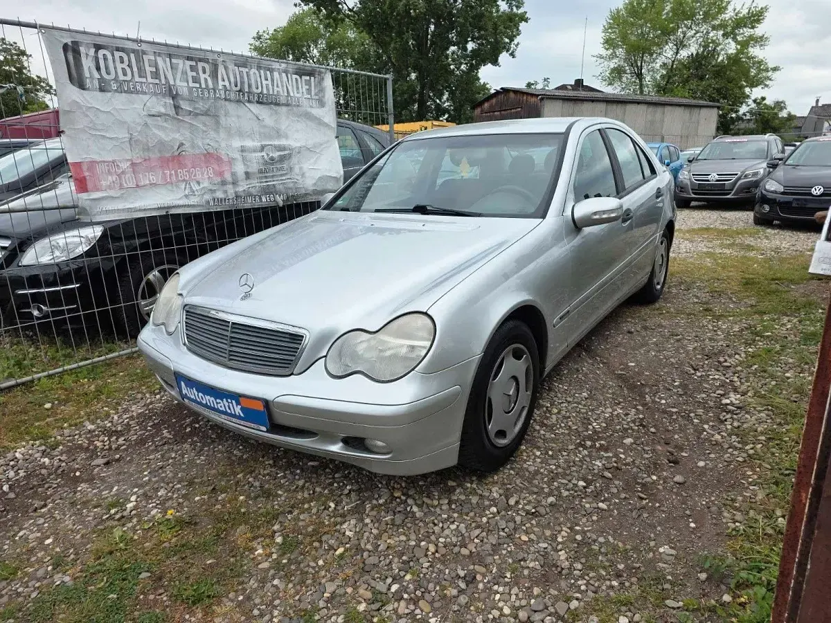 Brugt Mercedes C180 143 HK (105 kW) 2003 Sølv Sedan