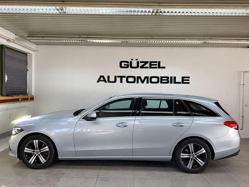 Gebraucht Mercedes C220 200 PS (147 kW) 2021 Silber Limousine