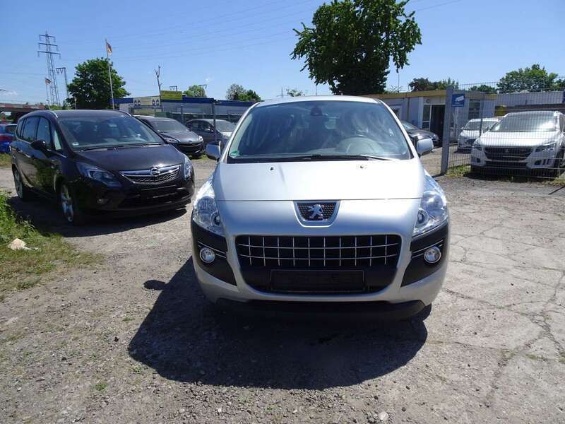 Lackierung aluminiumgrau/meta Gebraucht 2012 Peugeot 3008 Active SUV | 5.900 € (Guter Preis) - Bild 1/4