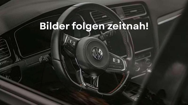 Silber Gebraucht 2015 VW Golf VII LOUNGE Limousine | 8.990 € (Fairer Preis) - Bild 1/1