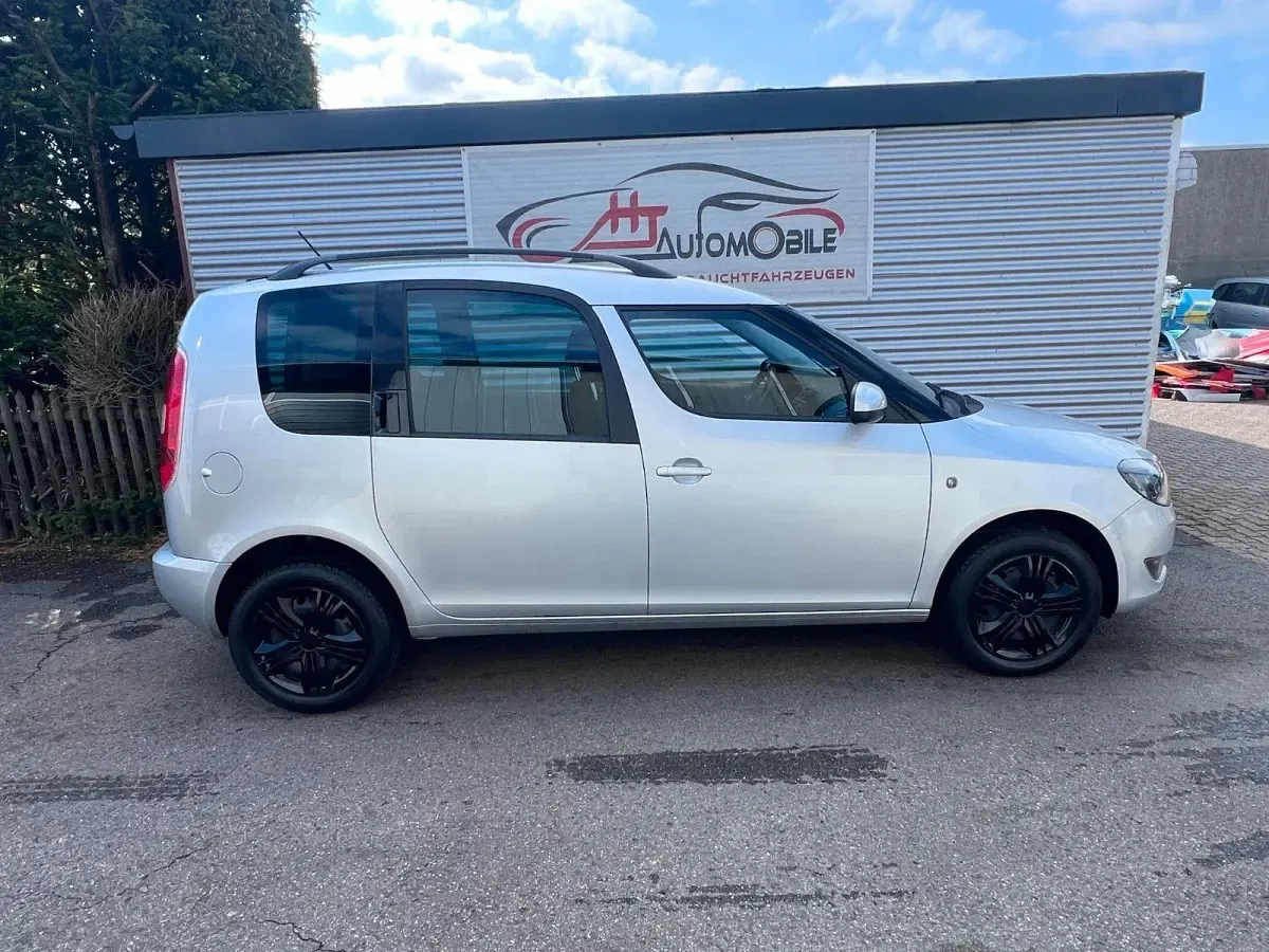 Gebraucht Skoda Roomster 86 PS (63 kW) 2015 Silber Van / Kleinbus
