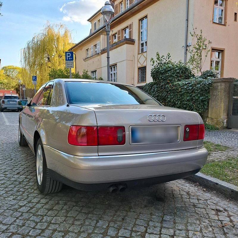 Gebraucht Audi A8 Design 260 PS (191 kW) 2000 Beige Limousine