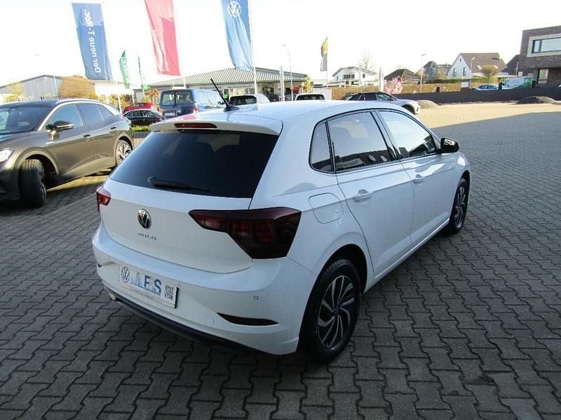 Gebraucht VW Polo Life 95 PS (69 kW) 2021 Weiß Kleinwagen