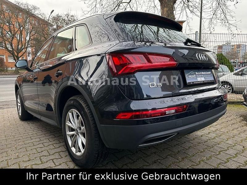 Gebraucht Audi Q5 Sport 190 PS (139 kW) 2020 Blau SUV