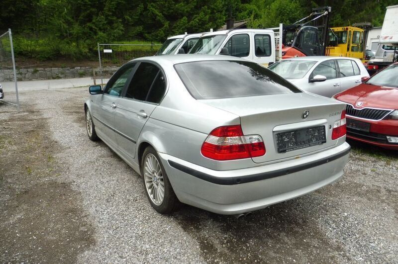 Gebraucht BMW 330 231 PS (169 kW) 2003 Silber Limousine