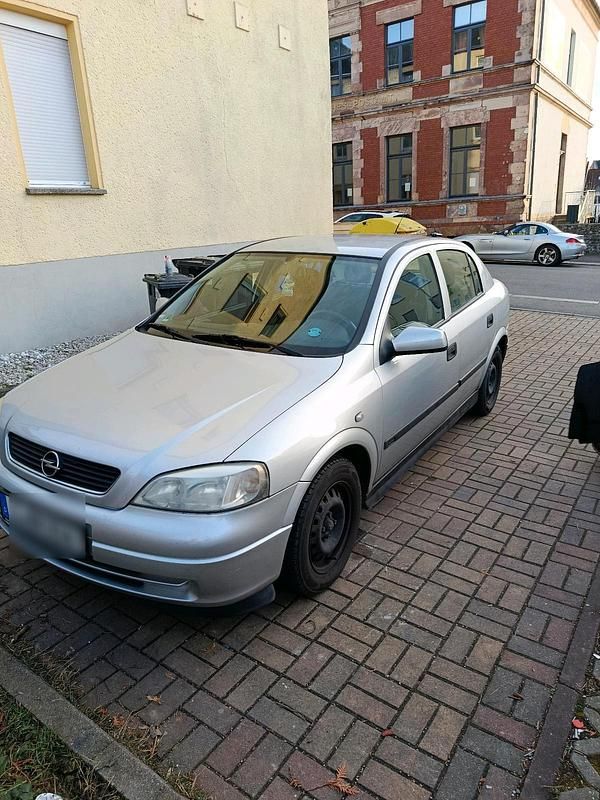 Silber Gebraucht 1999 Opel Astra Limousine | 1.600 € (Fairer Preis) - Bild 1/4