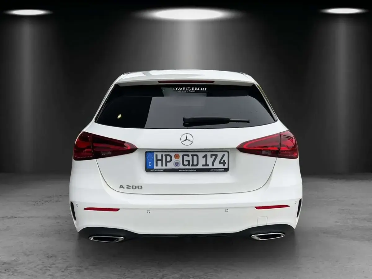 Gebraucht Mercedes A200 AMG 163 PS (119 kW) 2024 Andere farbe Kleinwagen