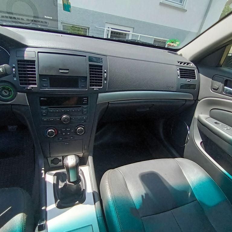 Gebraucht Chevrolet Epica 143 PS (105 kW) 2010 Weiß Limousine