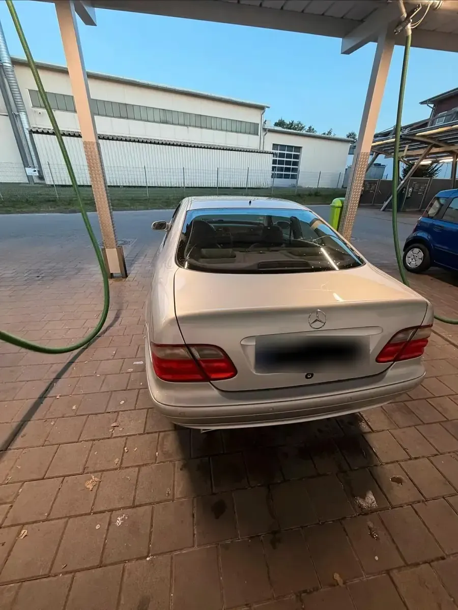 Gebraucht Mercedes CLK200 163 PS (119 kW) 2000 Silber Coupé
