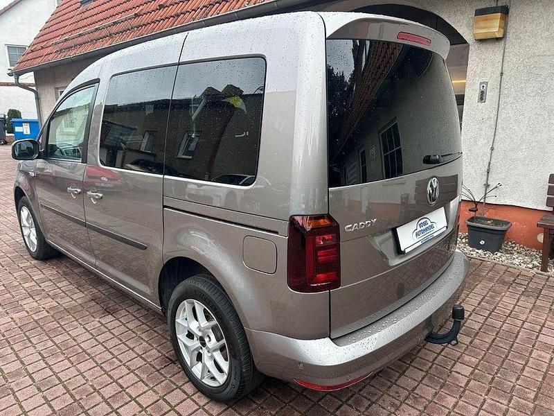 Gebraucht VW Caddy 102 PS (75 kW) 2017 Beige Van / Kleinbus