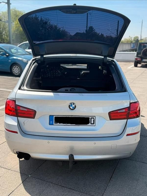 Second-hand BMW 525 218 CP (160 kW) 2012 Argintiu Break