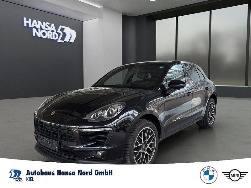 Schwarz / tiefschwarz (metallic) Gebraucht 2016 Porsche Macan S SUV | 26.110 € (Superpreis) - Bild 1/4
