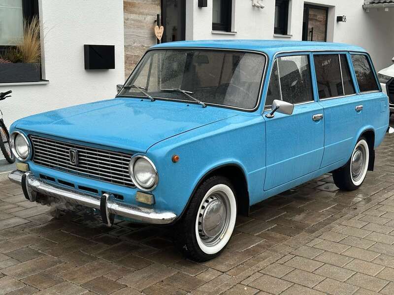 Blau Gebraucht 1981 Lada 1200 Kombi | 8.000 € - Bild 1/4
