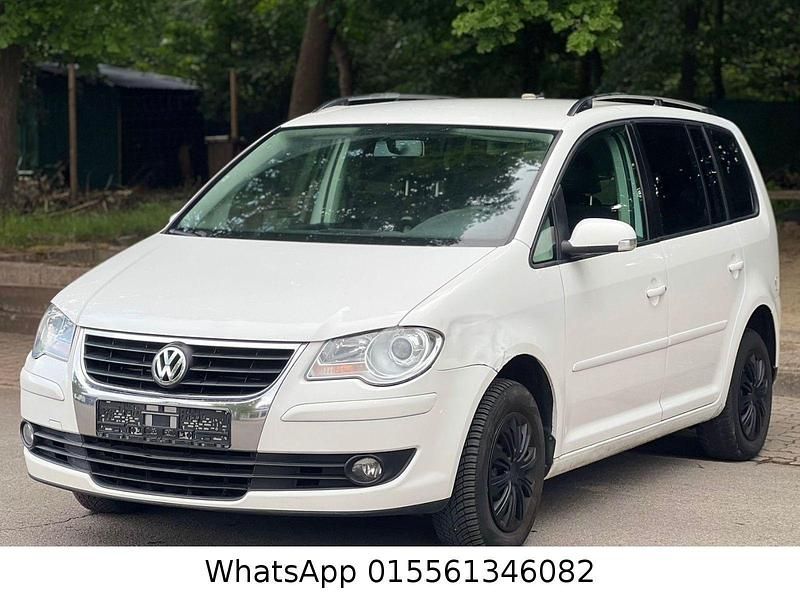Gebraucht VW Touran Trendline 140 PS (102 kW) 2009 Weiß Van / Kleinbus