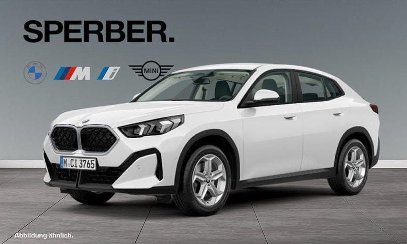 Weiß Gebraucht 2024 BMW X2 Sport Line SUV | 40.880 € - Bild 1/4