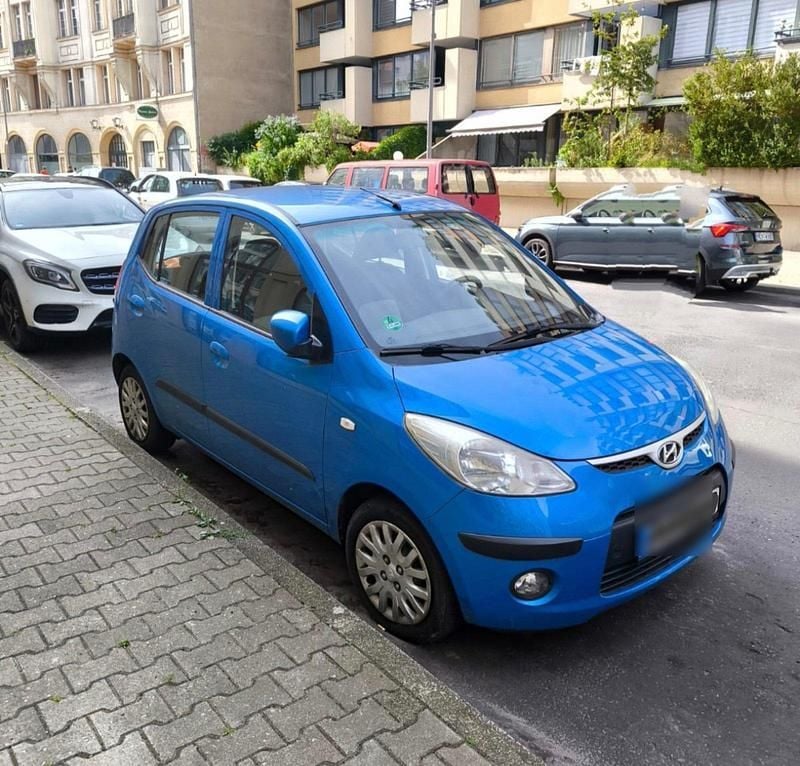 Blau Gebraucht 2009 Hyundai i10 Kleinwagen | 2.900 € (Etwas zu teuer) - Bild 1/3