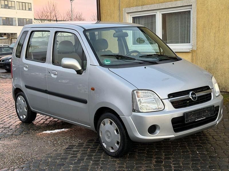 Gebraucht Opel Agila Basis 60 PS (44 kW) 2005 Silber Van / Kleinbus