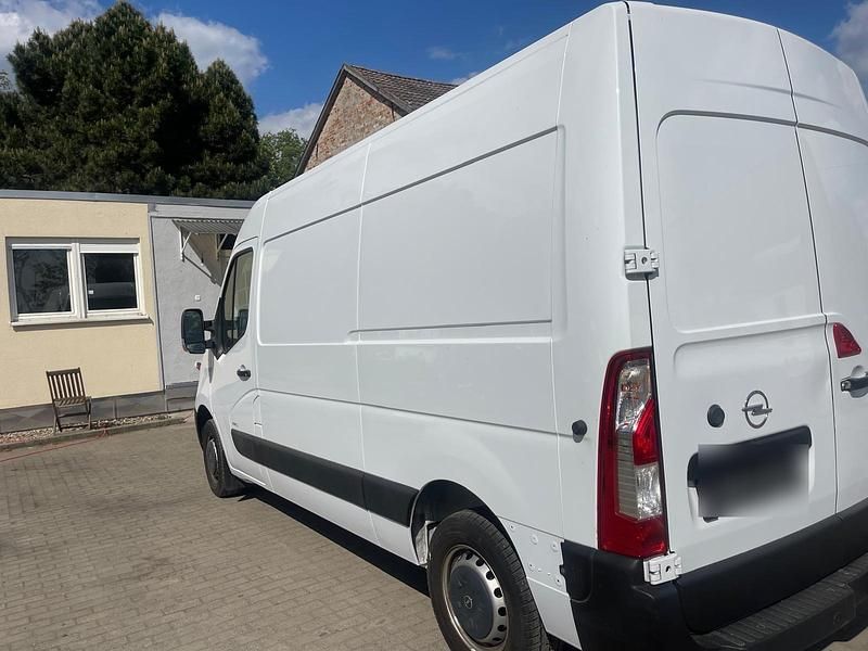 Weiß Gebraucht 2021 Opel Movano Van | 16.250 € - Bild 1/4