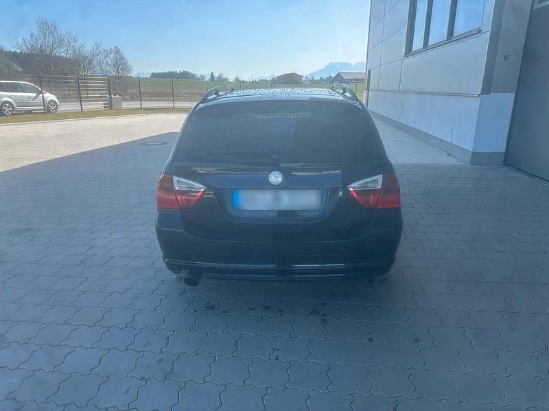 Gebraucht BMW 320 M Sport 163 PS (119 kW) 2007 Blau Kombi