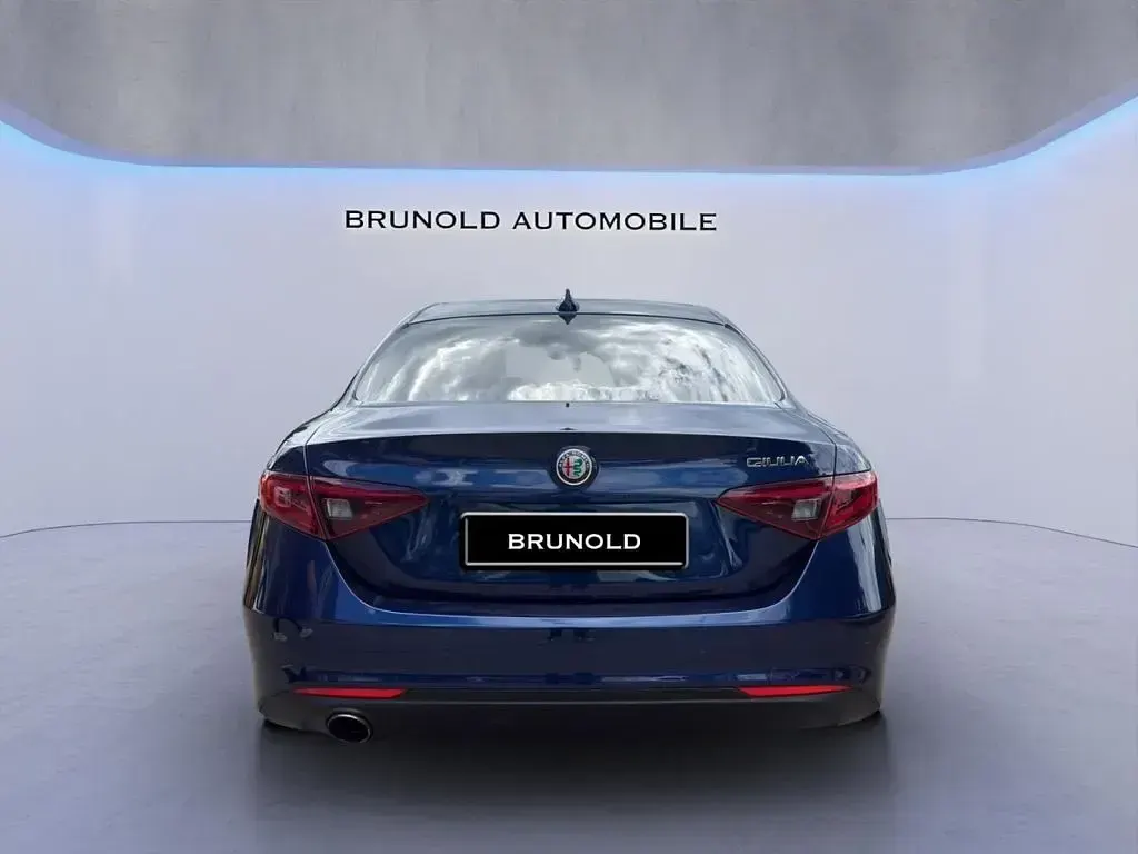 Gebraucht Alfa Romeo Giulia Super 200 PS (147 kW) 2018 Blau Limousine