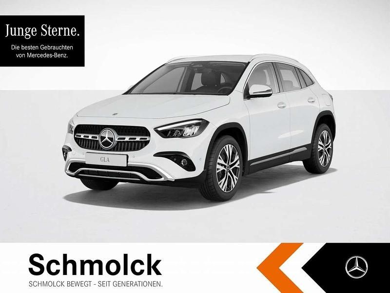 Weiß Gebraucht 2024 Mercedes GLA180 Progressive SUV | 37.900 € (Fairer Preis) - Bild 1/4