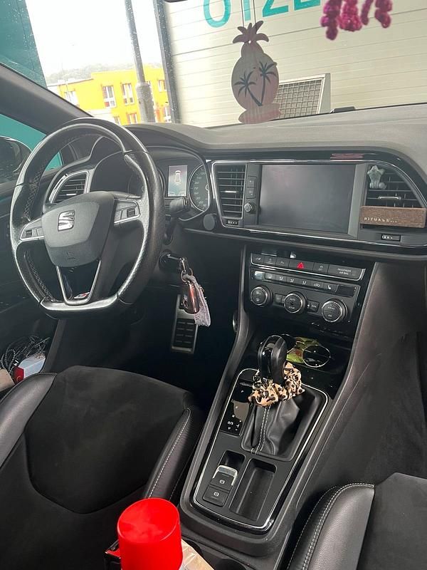 Schwarz Gebraucht 2017 Cupra Leon Kombi | 17.500 € (Guter Preis) - Bild 1/4