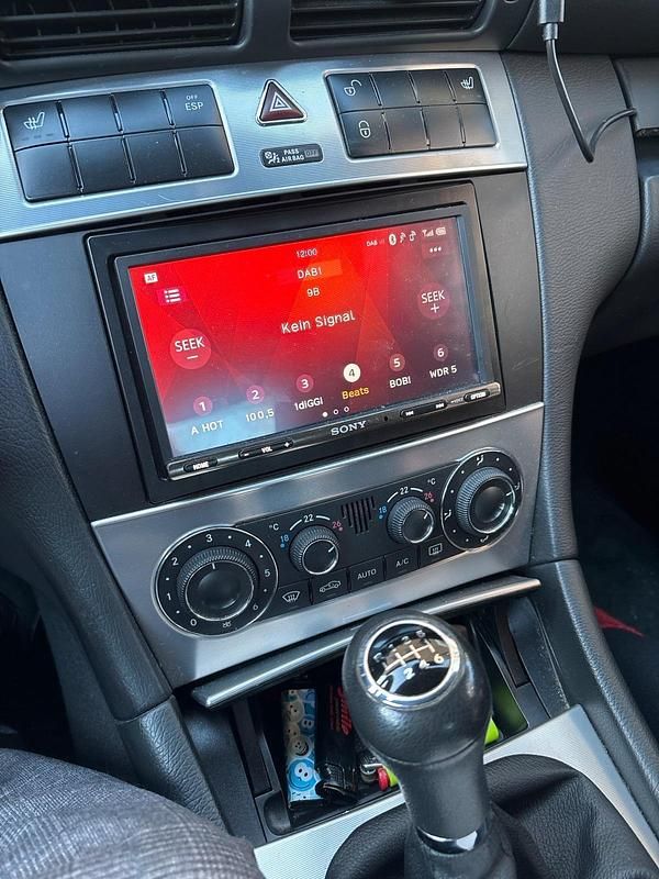 Gebraucht Mercedes C160 122 PS (89 kW) 2006 Schwarz Coupé