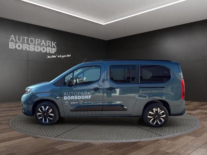 Neu Opel Combo Life 131 PS (96 kW) 2026 Rot Van / Kleinbus