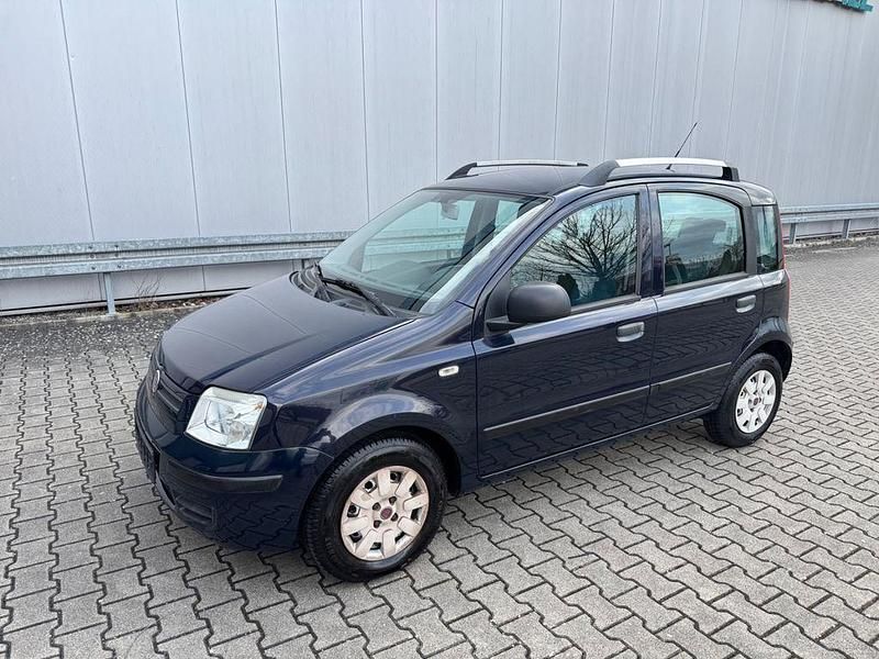 Gebraucht Fiat Panda Dynamic 60 PS (44 kW) 2010 Blau Kleinwagen