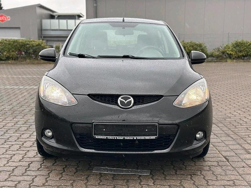 Gebraucht Mazda 2 75 PS (55 kW) 2010 Schwarz Kleinwagen