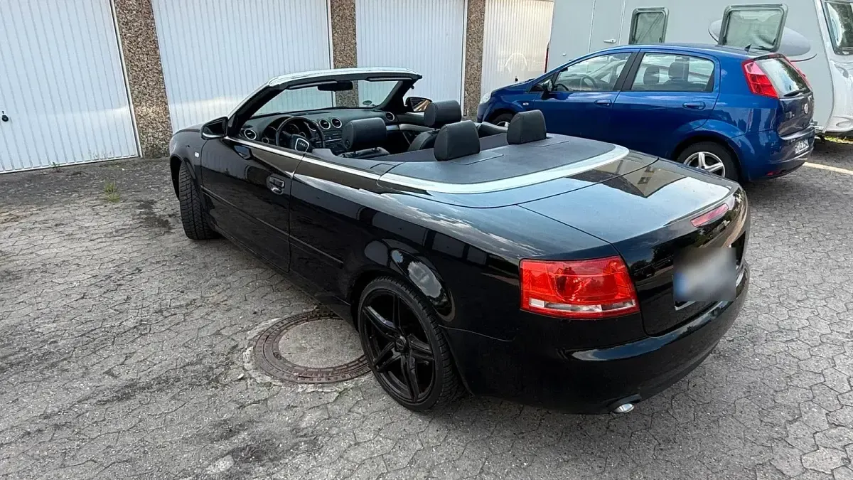 Gebraucht Audi A4 Cabriolet 140 PS (102 kW) 2009 Schwarz Cabrio