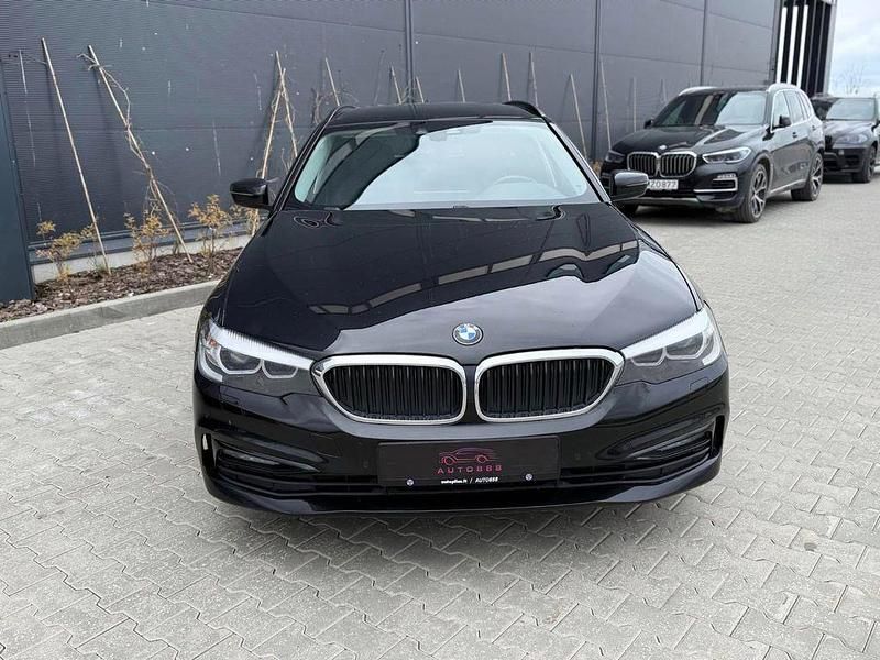 Gebraucht BMW 520 Sport Line 190 PS (139 kW) 2017 Schwarz Kombi