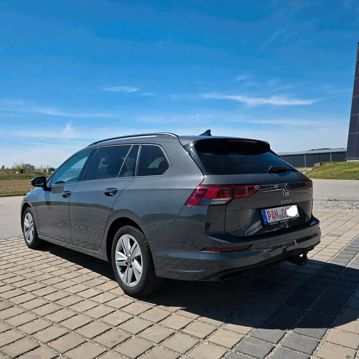 Gebraucht VW Golf VIII Comfortline 150 PS (110 kW) 2021 Grau Kombi