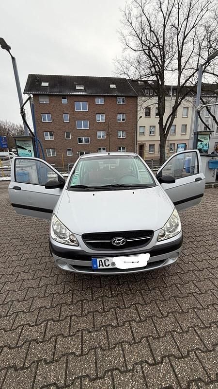 Silber Gebraucht 2008 Hyundai Getz Kleinwagen | 750 € (Superpreis) - Bild 1/4